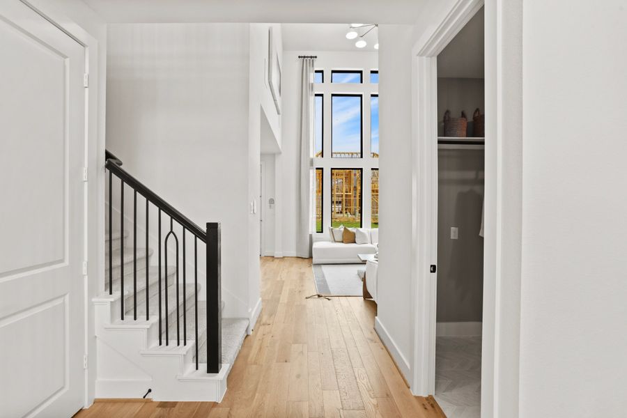 Spacious, unfurnished interior of a new home in Jubilee 45', 50', 70', Hockley (Image 22).