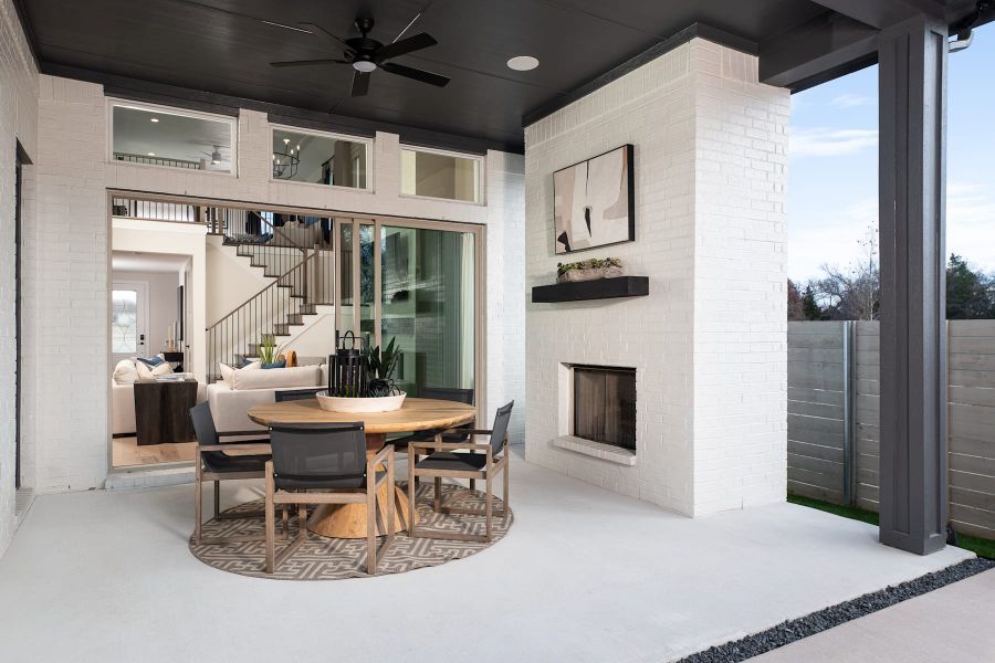 Representative exterior details of a home built from the Logan by Tri Pointe Homes in Painted Tree, McKinney (Image 3).