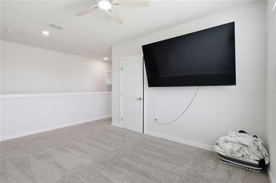 Spacious, unfurnished interior of a new home in Star Farms at Lakewood Ranch, Lakewood Ranch (Image 51). Spacious, unfurnished interior of a new home in Star Farms at Lakewood Ranch, Lakewood Ranch (Image 51).