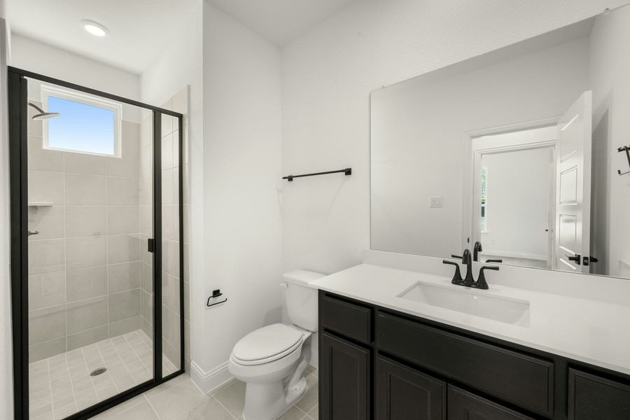 Furnished interior view inside a new home in Kentsdale Farms, DeSoto (Image 8).