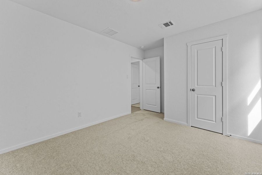 Spacious, unfurnished interior of a new home in Waterwheel, San Antonio (Image 14).