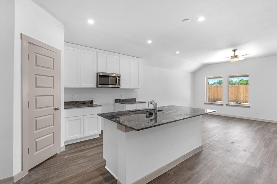 Furnished interior view inside a new home in Watermark, Alvin (Image 6).