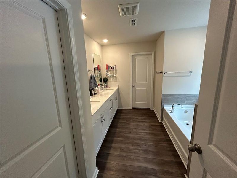 Furnished interior view inside a new home in , Loganville (Image 4).
