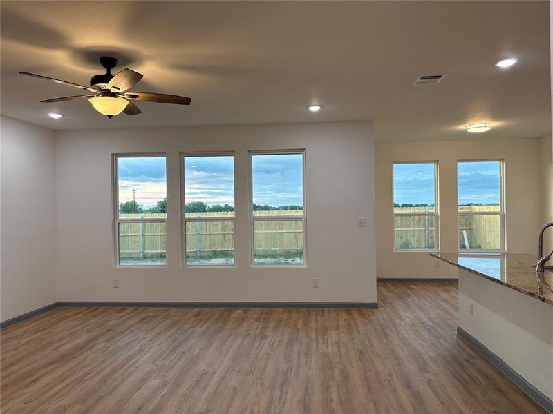 Spacious, unfurnished interior of a new home in The Seasons, Mabank (Image 10). Spacious, unfurnished interior of a new home in The Seasons, Mabank (Image 10).