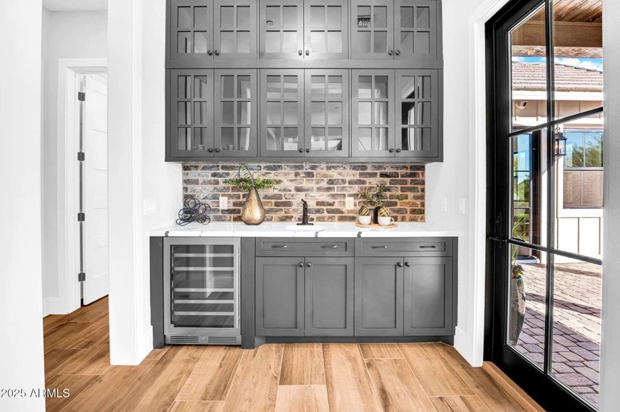 Wet Bar in Dining Room Wet Bar in Dining Room
