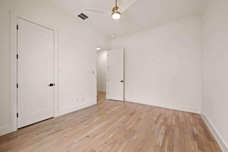 Spacious, unfurnished interior of a new home in Montclair, Prosper (Image 40).