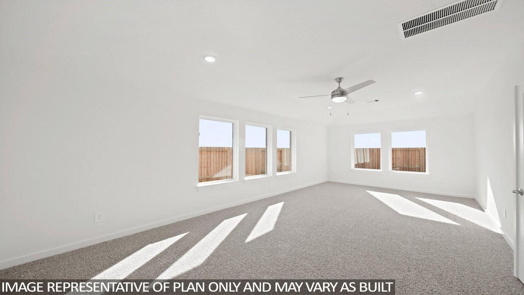 Spacious, unfurnished interior of a new home in Riverside Estates, Mont Belvieu (Image 14).