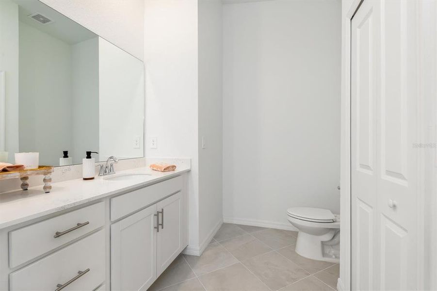Furnished interior view inside a new home in , Venice (Image 14).