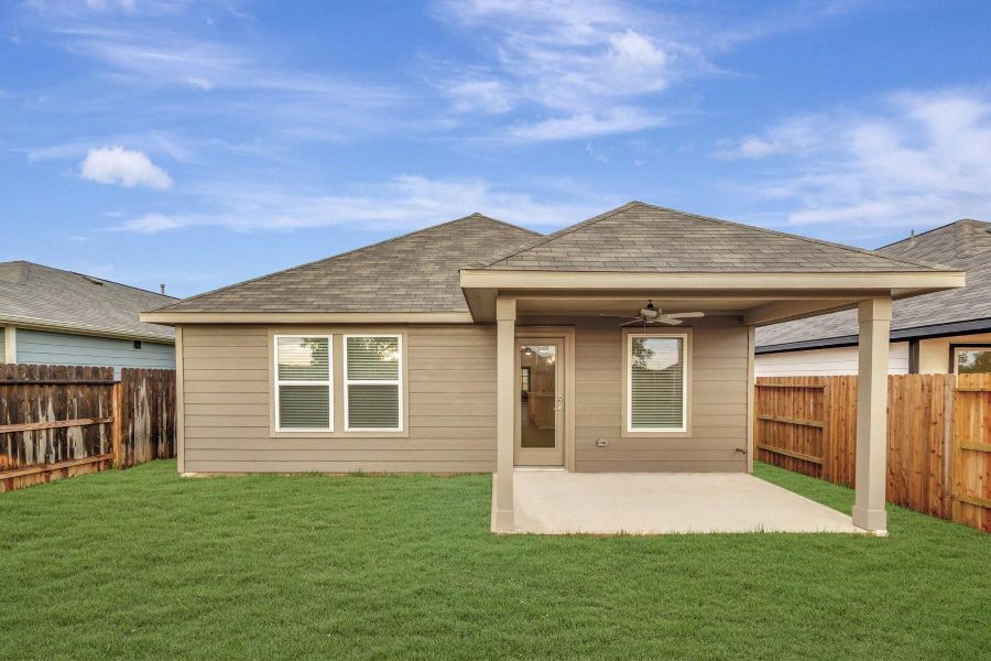 Exterior details and patio area of a home in Lone Star Landing, Montgomery (Image 26).