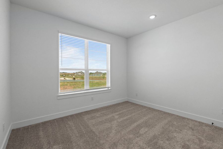 Spacious, unfurnished interior of a new home in Fulshear Lakes, Fulshear (Image 47). Spacious, unfurnished interior of a new home in Fulshear Lakes, Fulshear (Image 47).