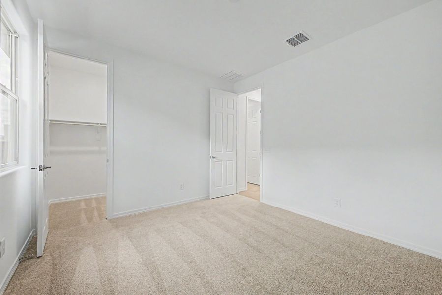 Spacious, unfurnished interior of a new home in Landmarke, San Tan Valley (Image 13). Spacious, unfurnished interior of a new home in Landmarke, San Tan Valley (Image 13).
