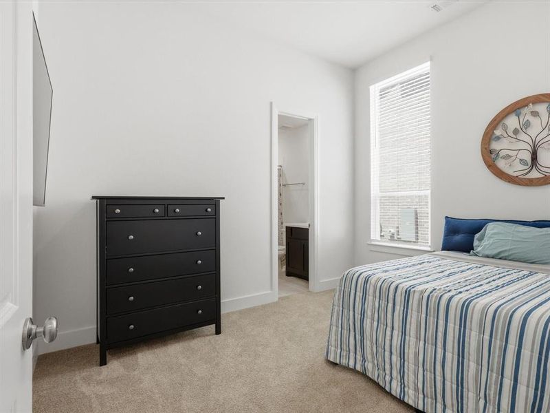 Furnished interior view inside a new home in Thompson Farms, Van Alstyne (Image 31).