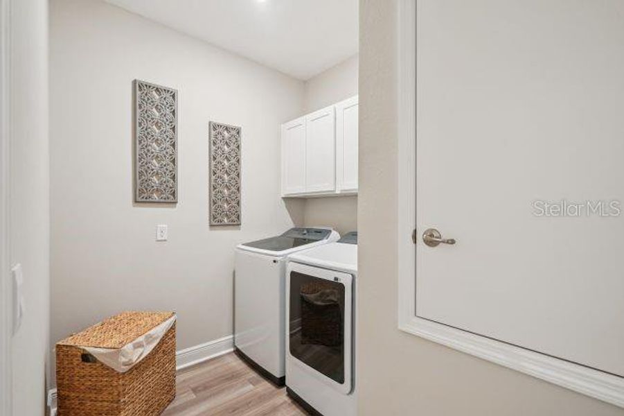 Furnished interior view inside a new home in Benton Hills, Brooksville (Image 22).