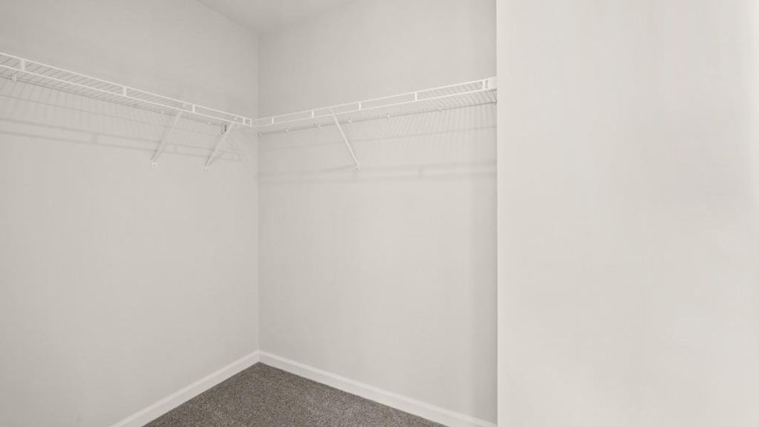 Spacious, unfurnished interior of a new home in Mountain Park, Dahlonega (Image 19).