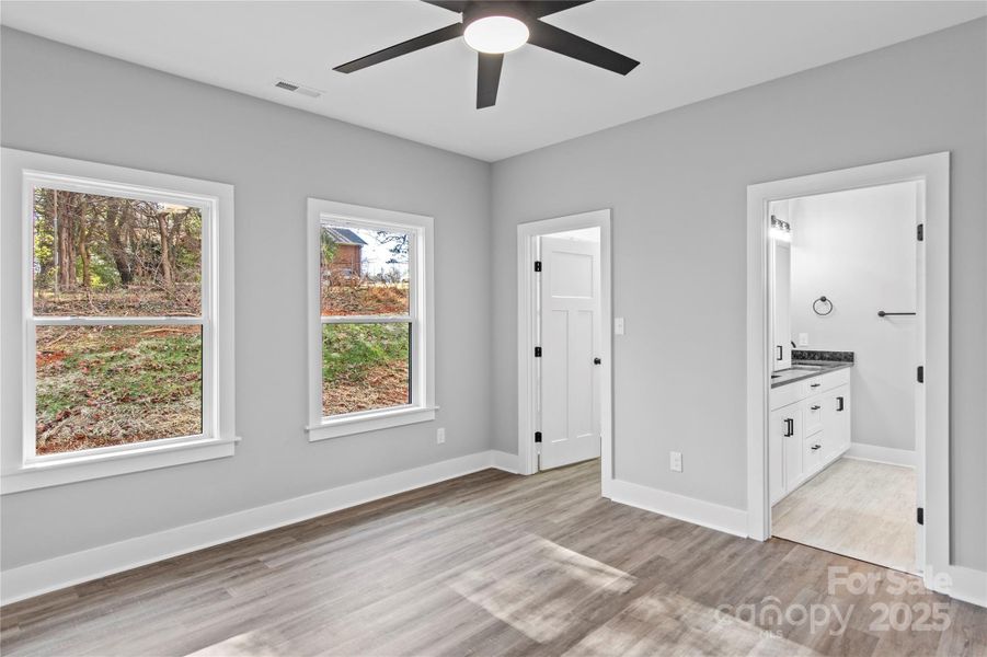 Spacious, unfurnished interior of a new home in , Winston-Salem (Image 13).