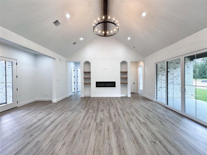 Spacious, unfurnished interior of a new home in , Conroe (Image 31). Spacious, unfurnished interior of a new home in , Conroe (Image 31).