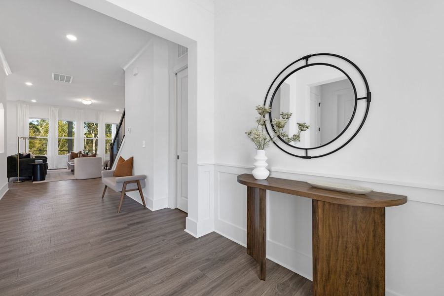 Furnished interior view inside a new home in Edgewater - Harbor Pointe, Lancaster (Image 14).