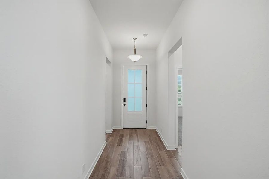 Spacious, unfurnished interior of a new home in The Crossvine, Schertz (Image 12). Spacious, unfurnished interior of a new home in The Crossvine, Schertz (Image 12).