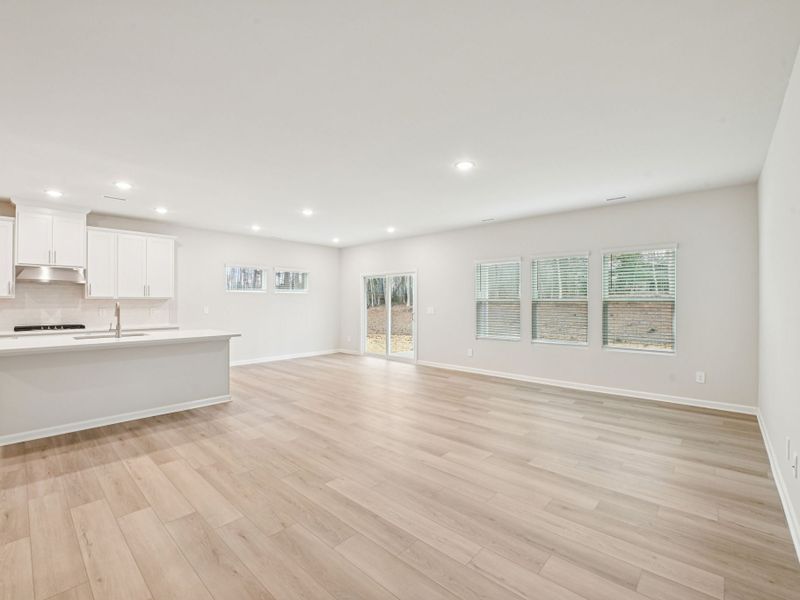 Spacious, unfurnished interior of a new home in Oak Manor - Signature Series, Garner (Image 9).