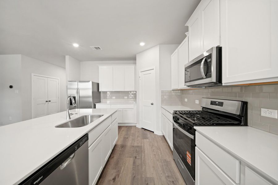 Furnished interior view inside a new home in Russell Ranch, Bay City (Image 6).