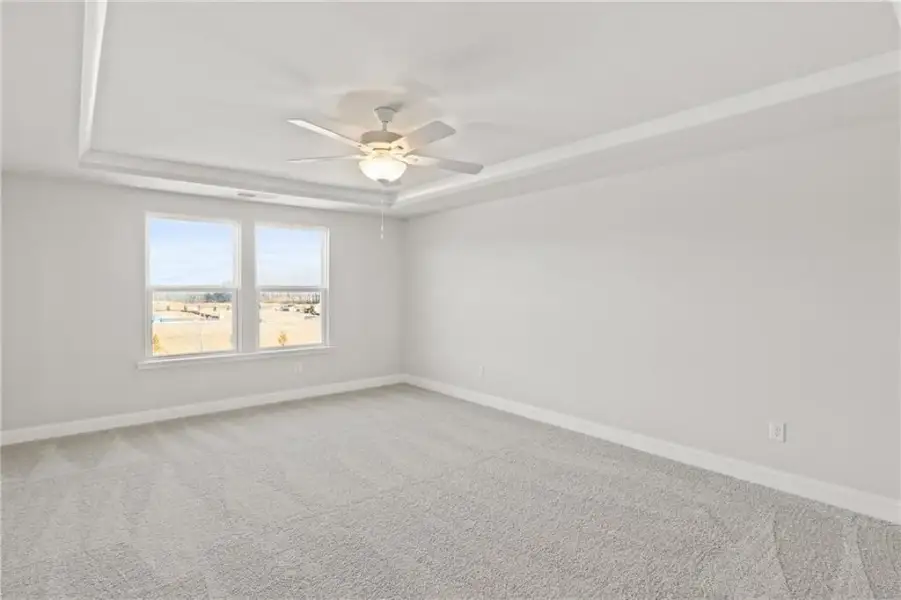 Spacious, unfurnished interior of a new home in Hawthorne Ridge, McDonough (Image 14).