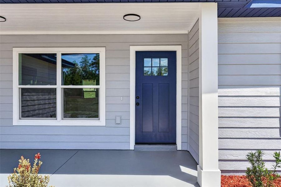Exterior details and patio area of a home in , Ocala (Image 4). Exterior details and patio area of a home in , Ocala (Image 4).