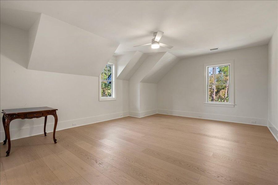 Spacious, unfurnished interior of a new home in , Kiawah Island (Image 47).