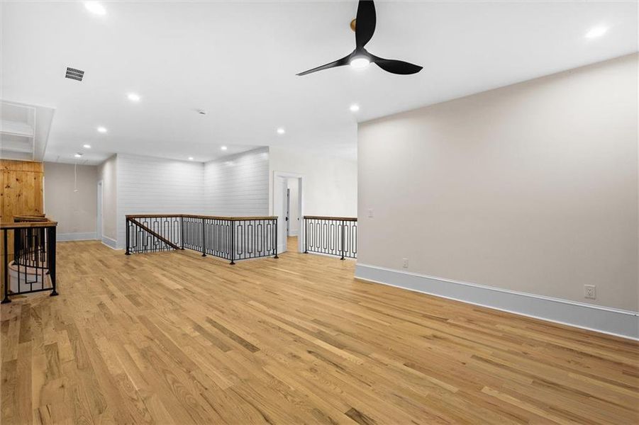 Spacious, unfurnished interior of a new home in , Gainesville (Image 61).