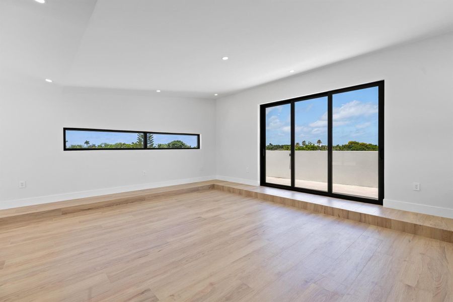 Spacious, unfurnished interior of a new home in , Boca Raton (Image 20). Spacious, unfurnished interior of a new home in , Boca Raton (Image 20).