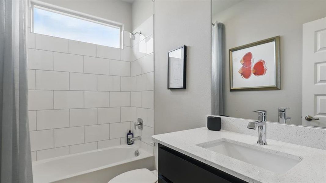 Furnished interior view inside a new home in Legado, Cleburne (Image 34).