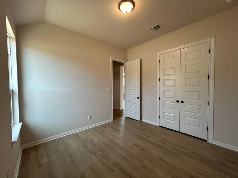 Spacious, unfurnished interior of a new home in Provence 70s, Austin (Image 34). Spacious, unfurnished interior of a new home in Provence 70s, Austin (Image 34).