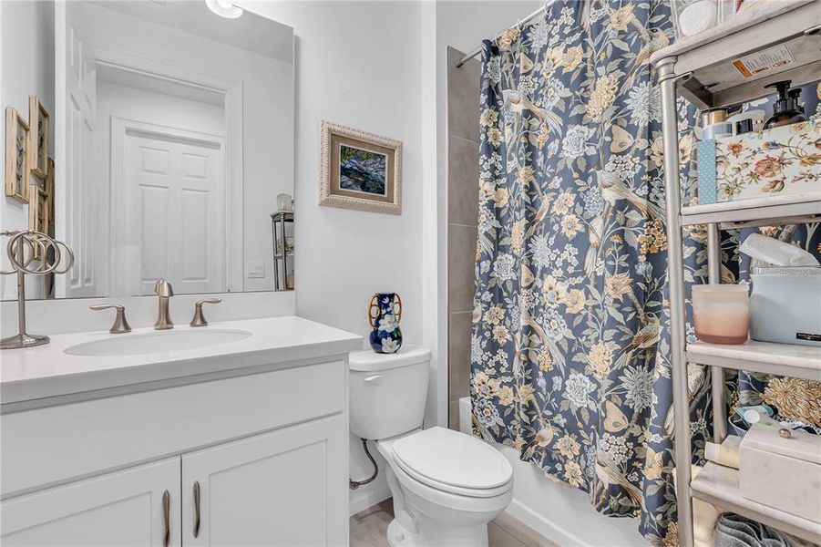 Furnished interior view inside a new home in , Punta Gorda (Image 9).