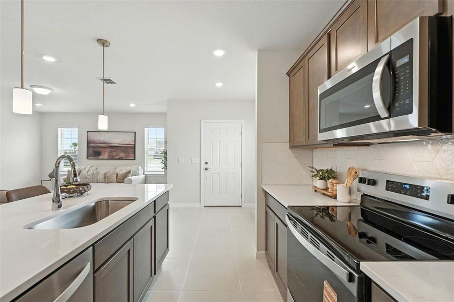 Furnished interior view inside a new home in Amelia Groves, St. Cloud (Image 25). Furnished interior view inside a new home in Amelia Groves, St. Cloud (Image 25).