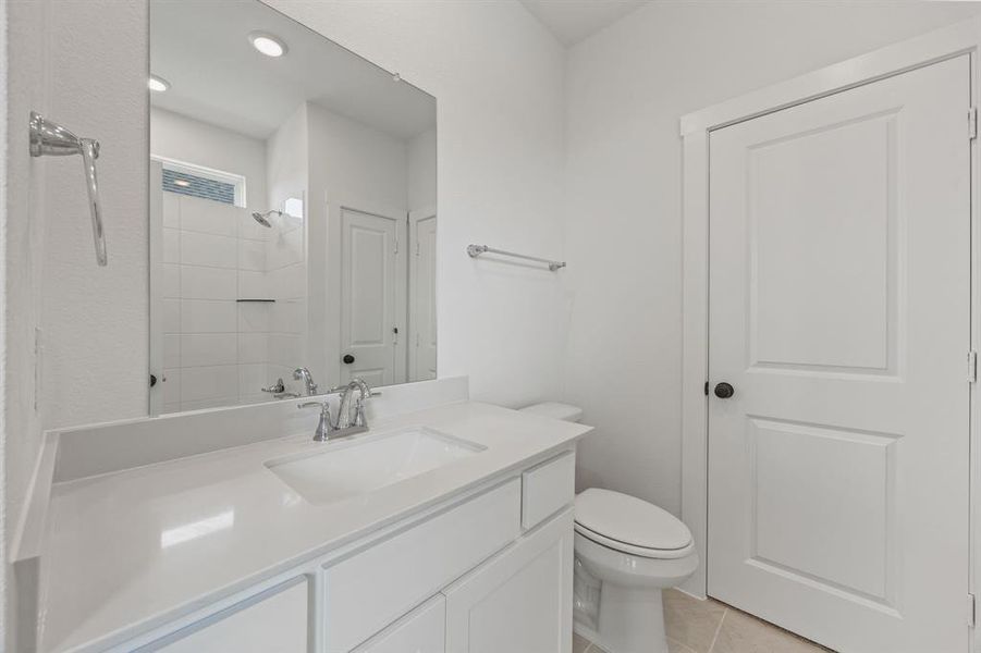 Furnished interior view inside a new home in Chatham Reserve, Providence Village (Image 12).