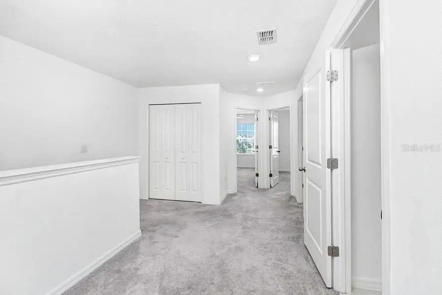 Spacious, unfurnished interior of a new home in , San Antonio (Image 28).
