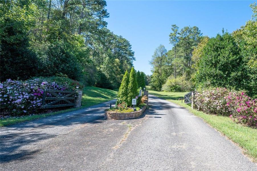 Natural landscape and outdoor views near  in Talking Rock (Image 55).