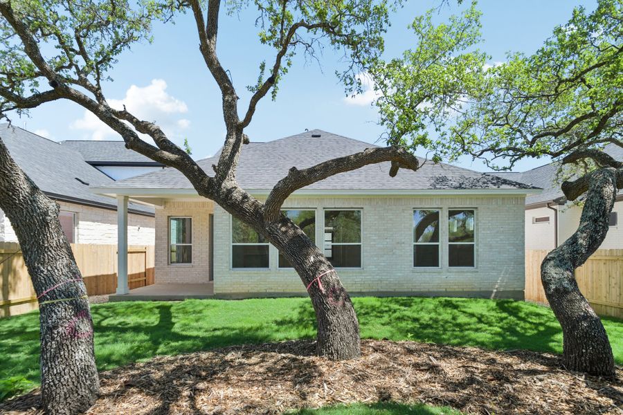 Exterior details and patio area of a home in Persimmon, Buda (Image 17).