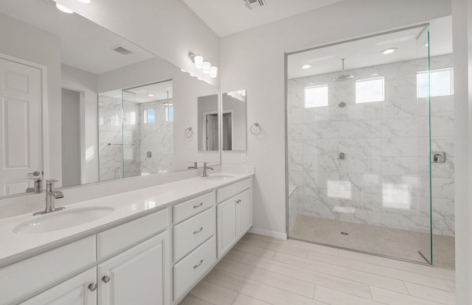 Furnished interior view inside a new home in Sun City Anthem at Merrill Ranch, Florence (Image 11).
