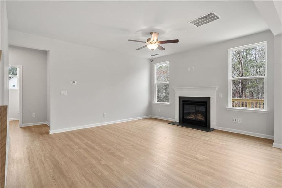 Spacious, unfurnished interior of a new home in Riverwood, Dallas (Image 13). Spacious, unfurnished interior of a new home in Riverwood, Dallas (Image 13).