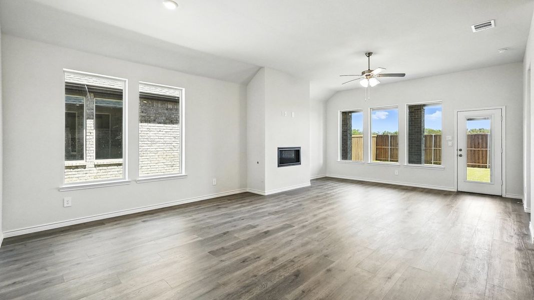 Representative unfurnished interior of a home built from the Vail by D.R. Horton in Madera, Royse City (Image 20). Representative unfurnished interior of a home built from the Vail by D.R. Horton in Madera, Royse City (Image 20).