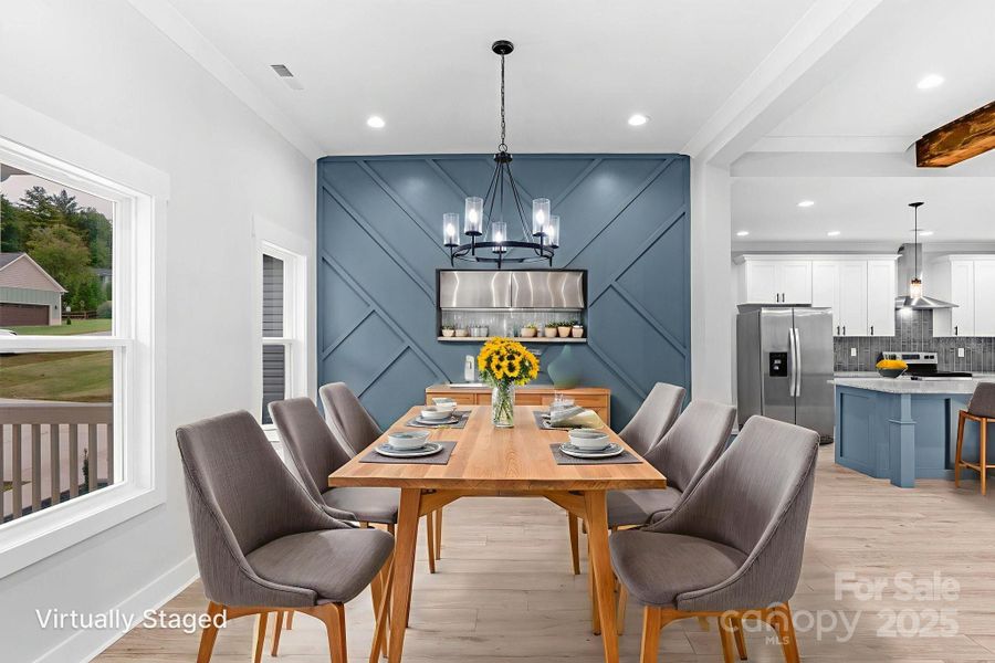 Virtually Staged Dining