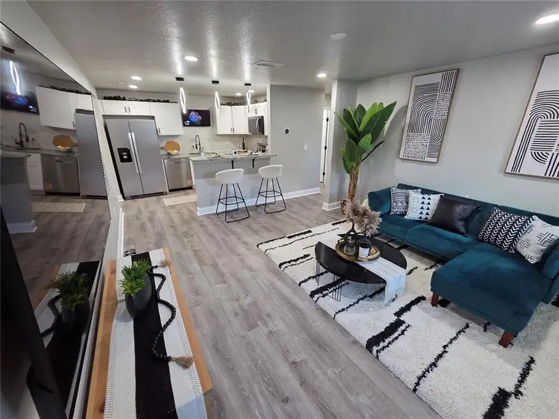 Furnished interior view inside a new home in , Plant City (Image 5).