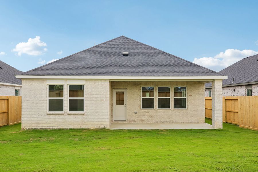 Exterior details and patio area of a home in Raburn Reserve 50s, Tomball (Image 4). Exterior details and patio area of a home in Raburn Reserve 50s, Tomball (Image 4).