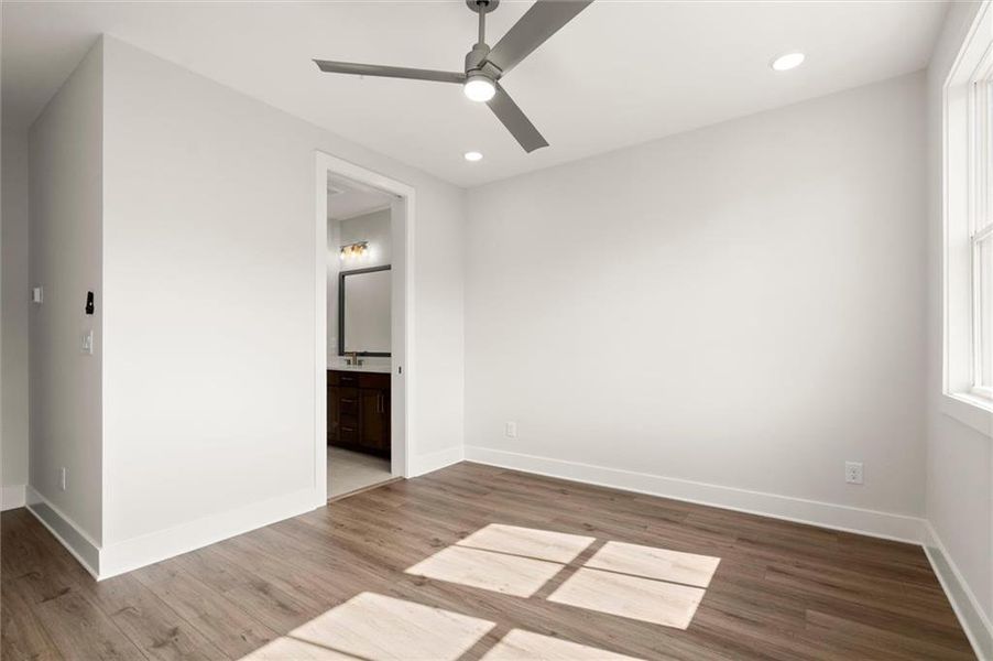 Spacious, unfurnished interior of a new home in , Alpharetta (Image 31).