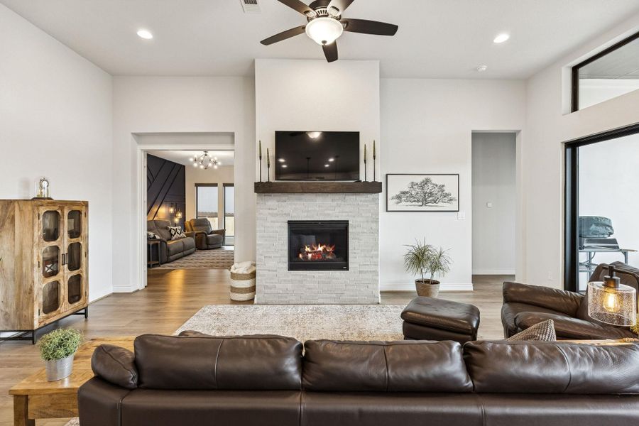 Furnished interior view inside a new home in La Cima, San Marcos (Image 9).