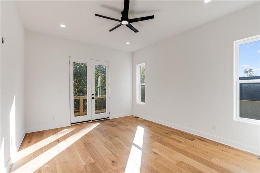 Spacious, unfurnished interior of a new home in , Lithia Springs (Image 20).