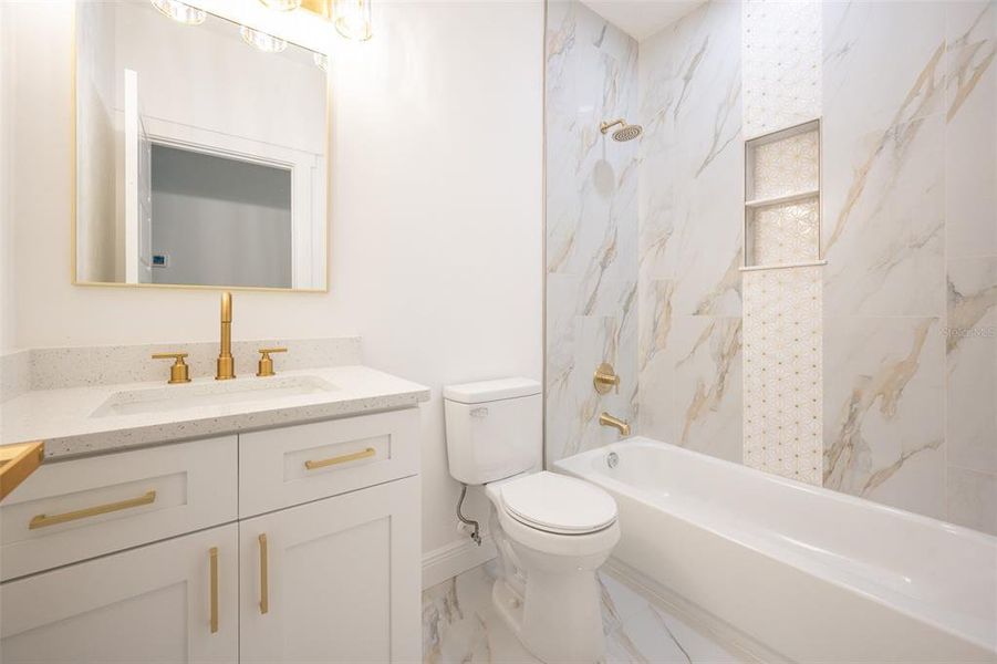 Spacious, unfurnished interior of a new home in , Williston (Image 19).