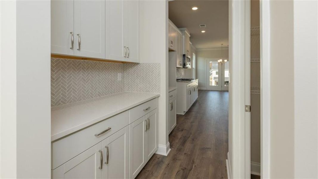 Furnished interior view inside a new home in Westland, Bogart (Image 9).
