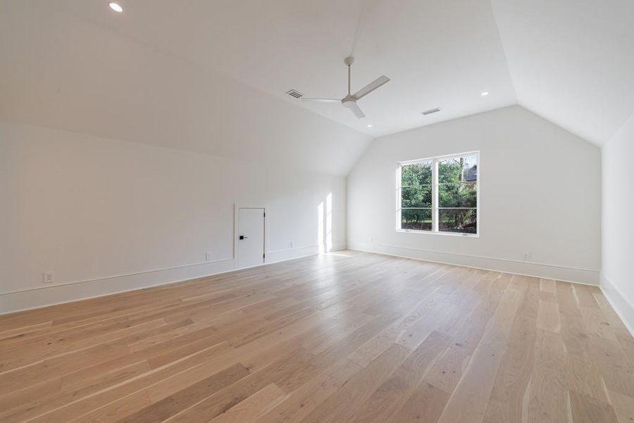 Spacious, unfurnished interior of a new home in , Atlanta (Image 107). Spacious, unfurnished interior of a new home in , Atlanta (Image 107).