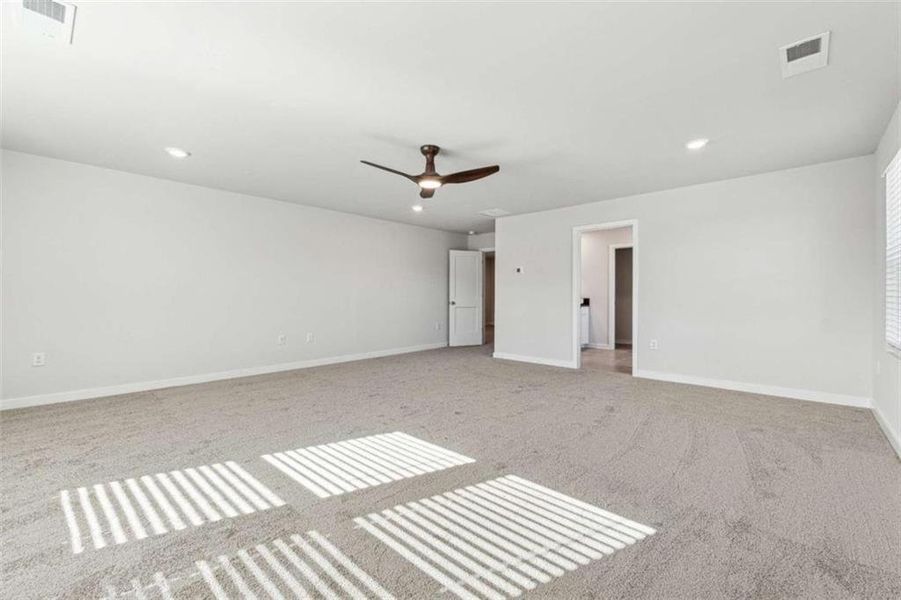 Spacious, unfurnished interior of a new home in Southern Hills, McDonough (Image 18).